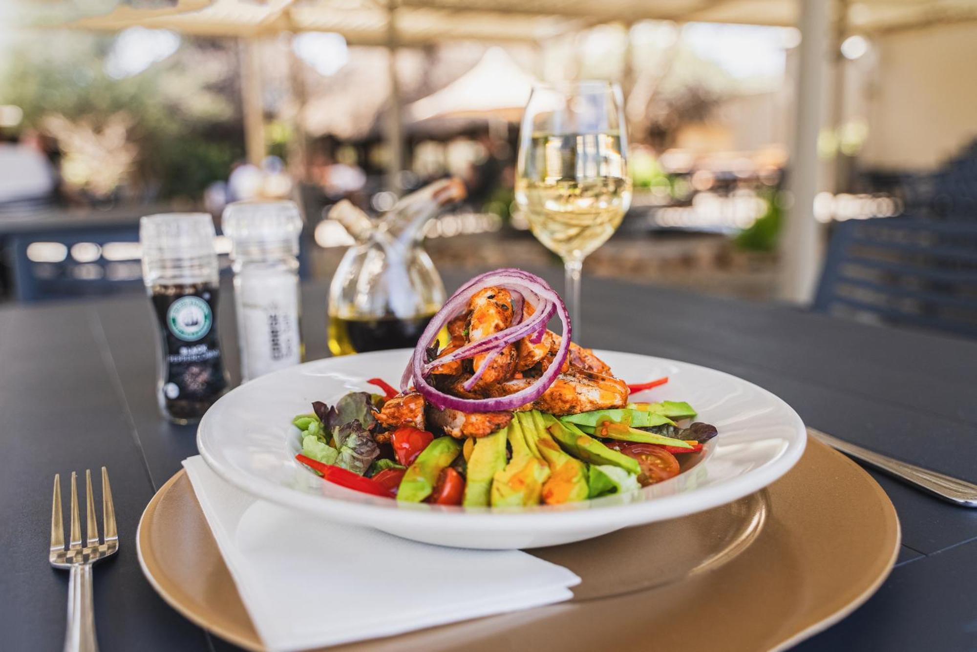 Arebbusch Travel Lodge Windhoek Dış mekan fotoğraf